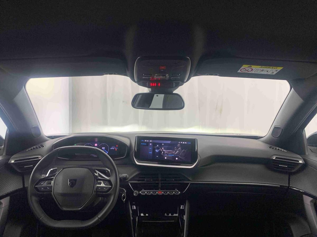 peugeot-2008-2024-gasolina-1199cc