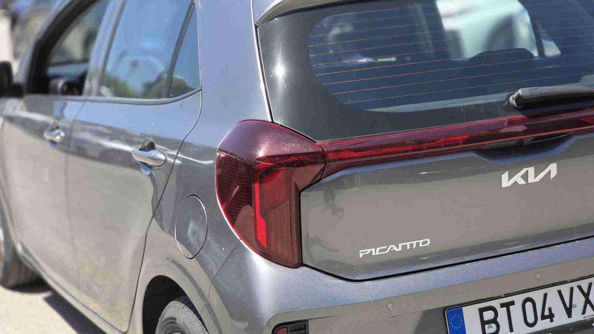 kia-picanto-2025-gasolina-998cc