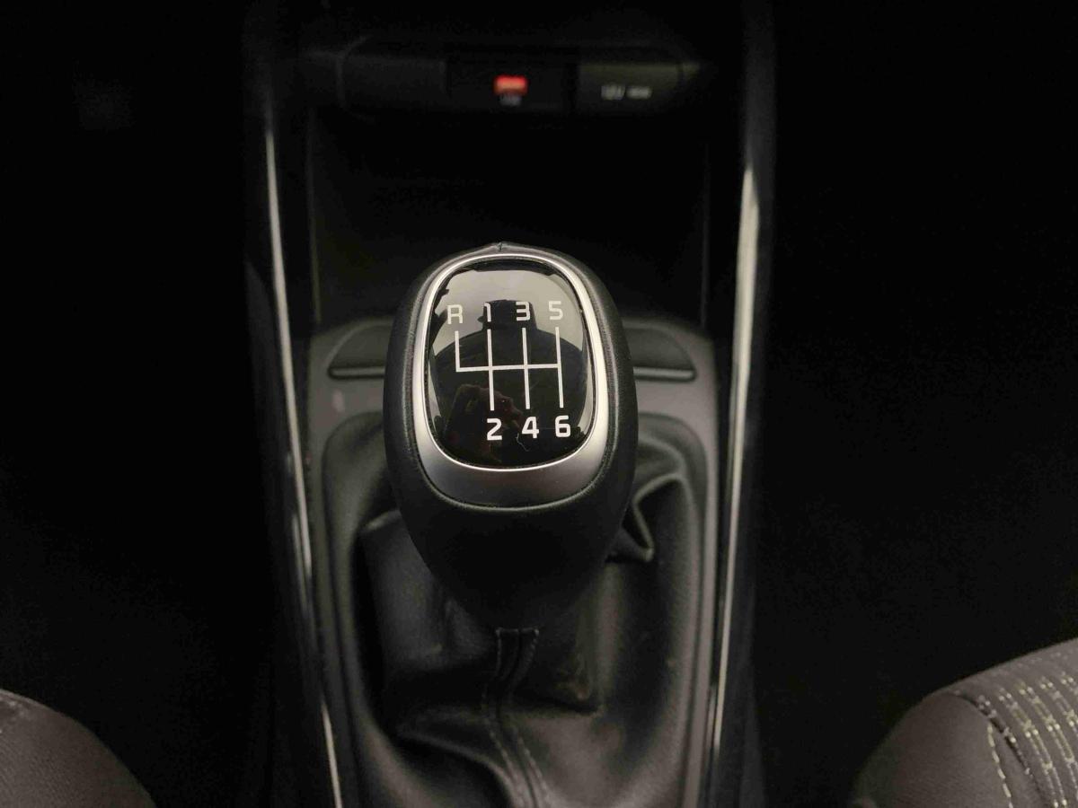kia-stonic-2025-gasolina-998cc