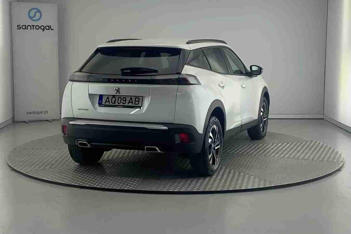 peugeot-2008-2022-gasolina-1199cc