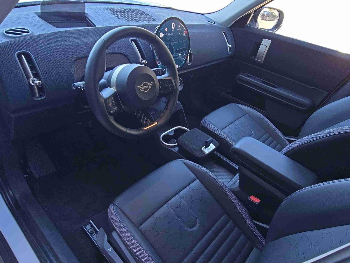 mini-countryman-2025-diesel-1995cc