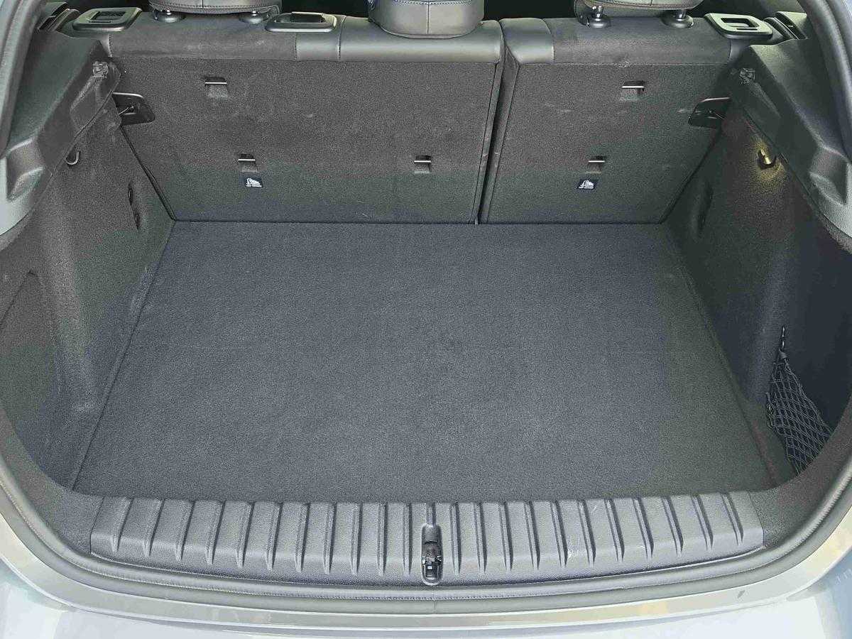bmw-serie-1-2025-gasolina-1499cc