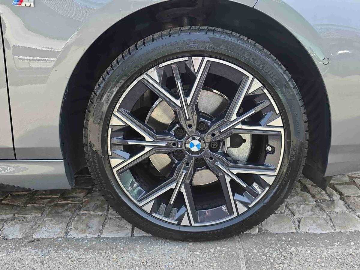 bmw-serie-1-2025-gasolina-1499cc