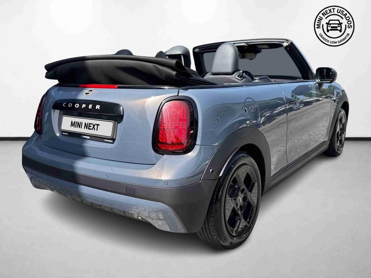 mini-cabrio-2025-gasolina-1998cc