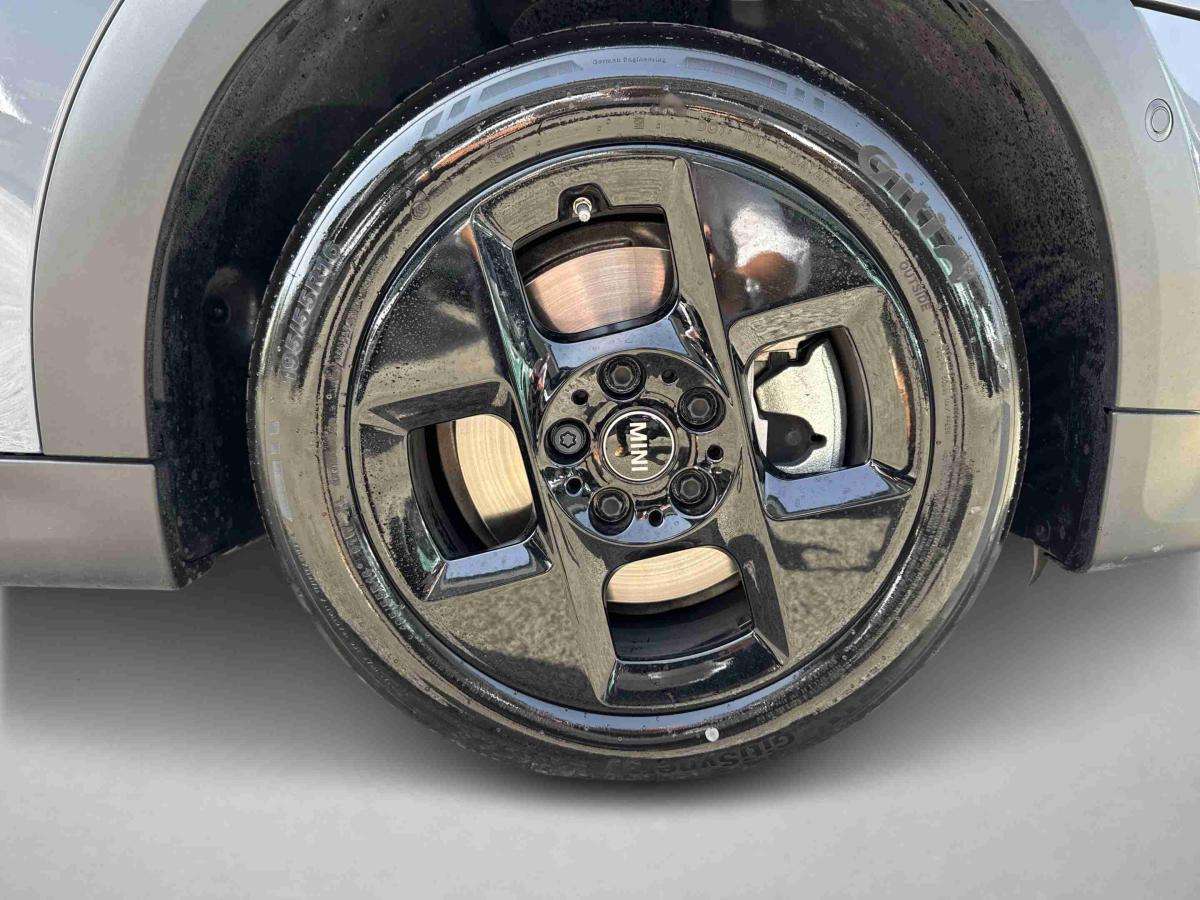 mini-cabrio-2025-gasolina-1998cc