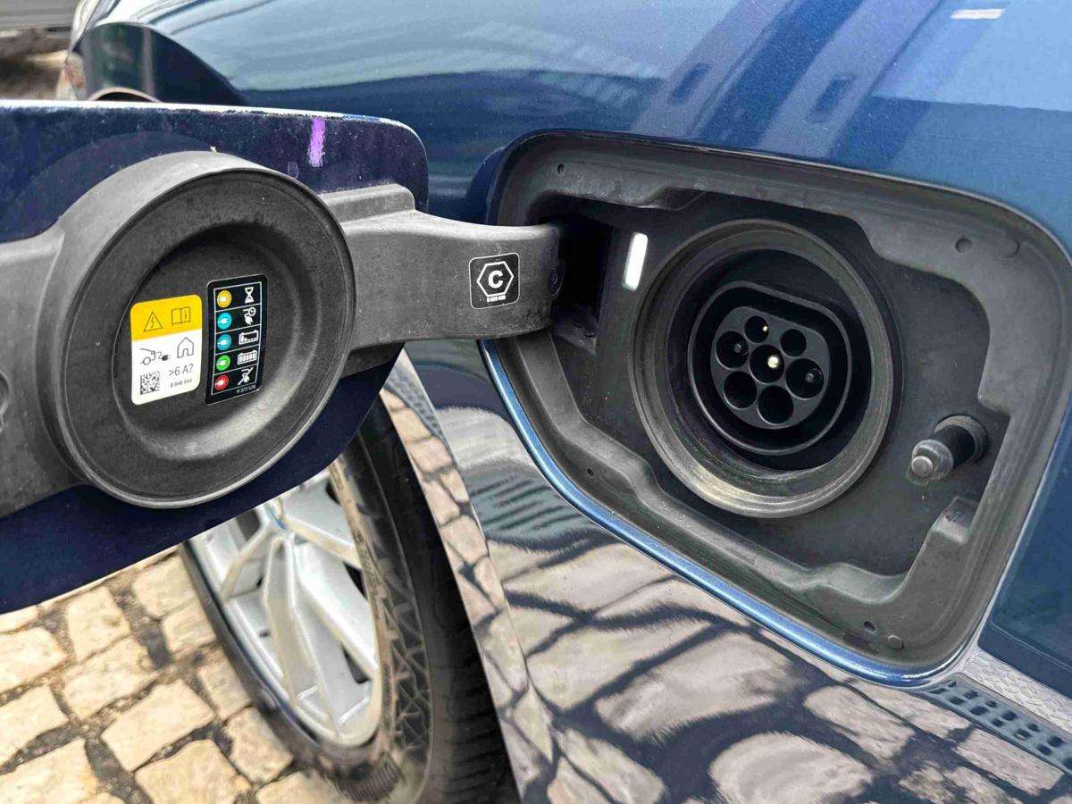 bmw-serie-3-2023-hibrido-1998cc