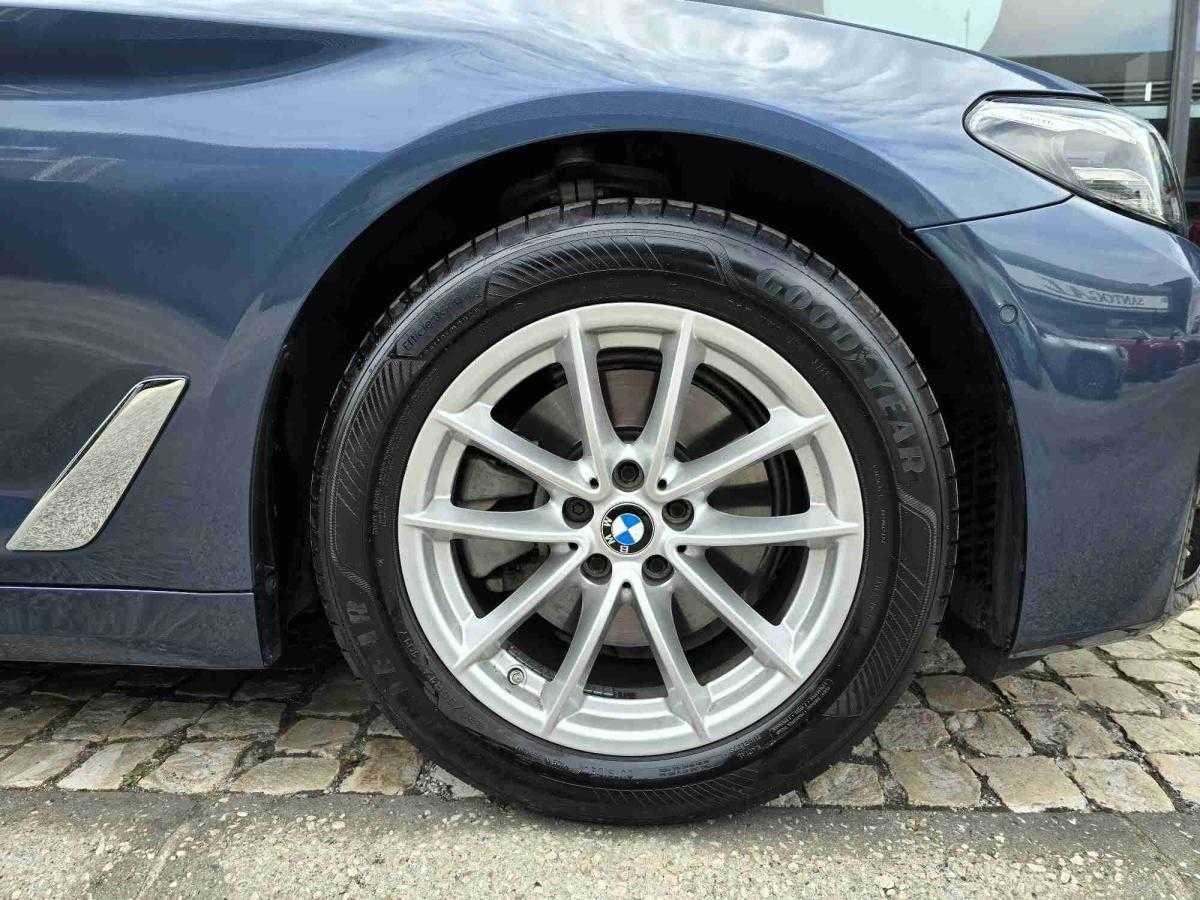 bmw-serie-5-2024-diesel-1995cc