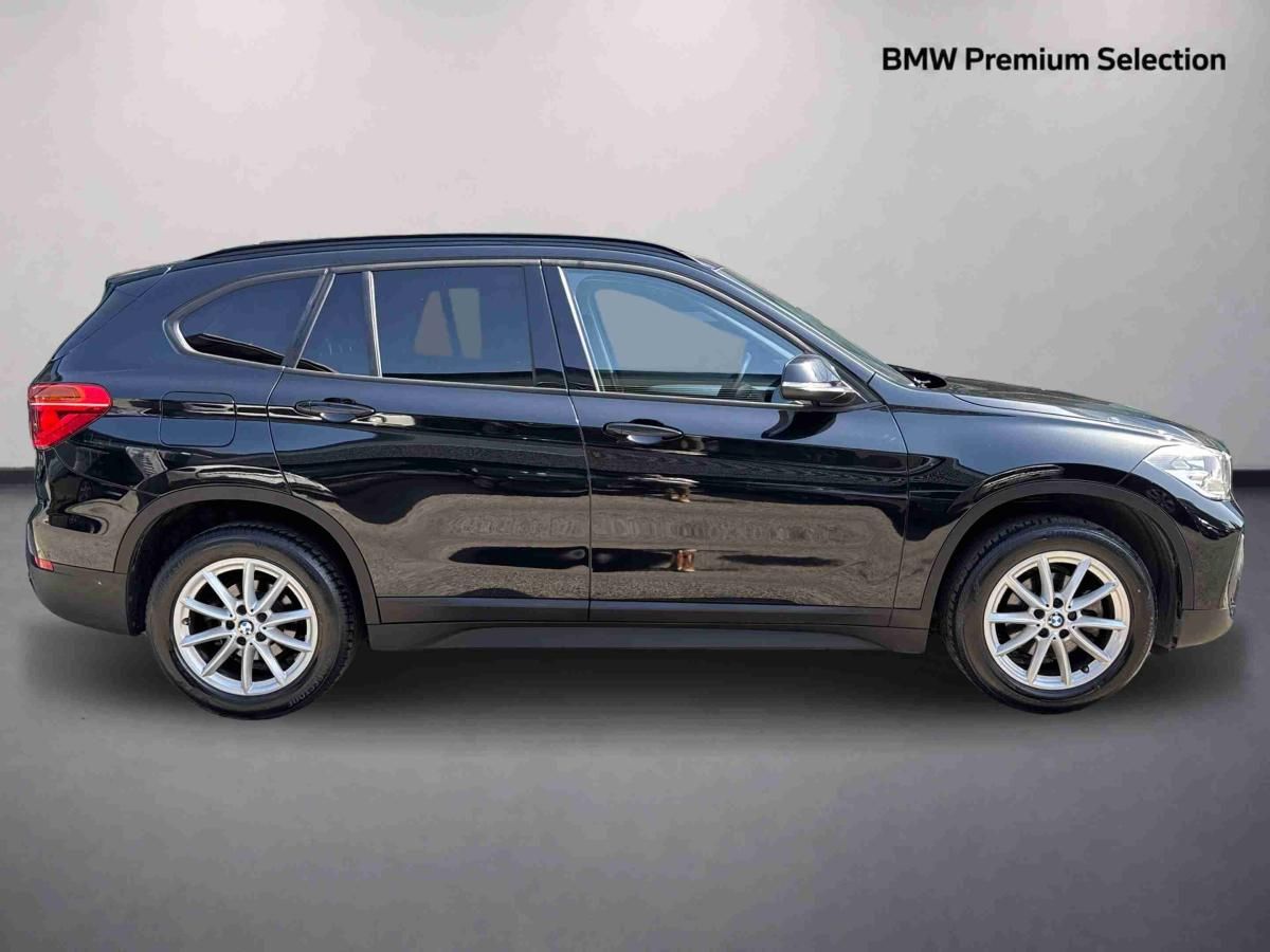 bmw-x1-2021-diesel-1496cc