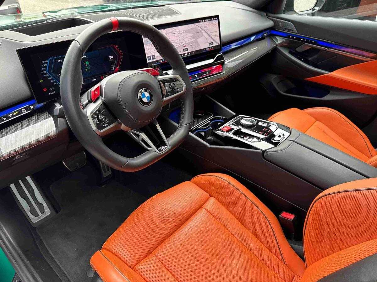 bmw-serie-5-2025-hibrido-4395cc
