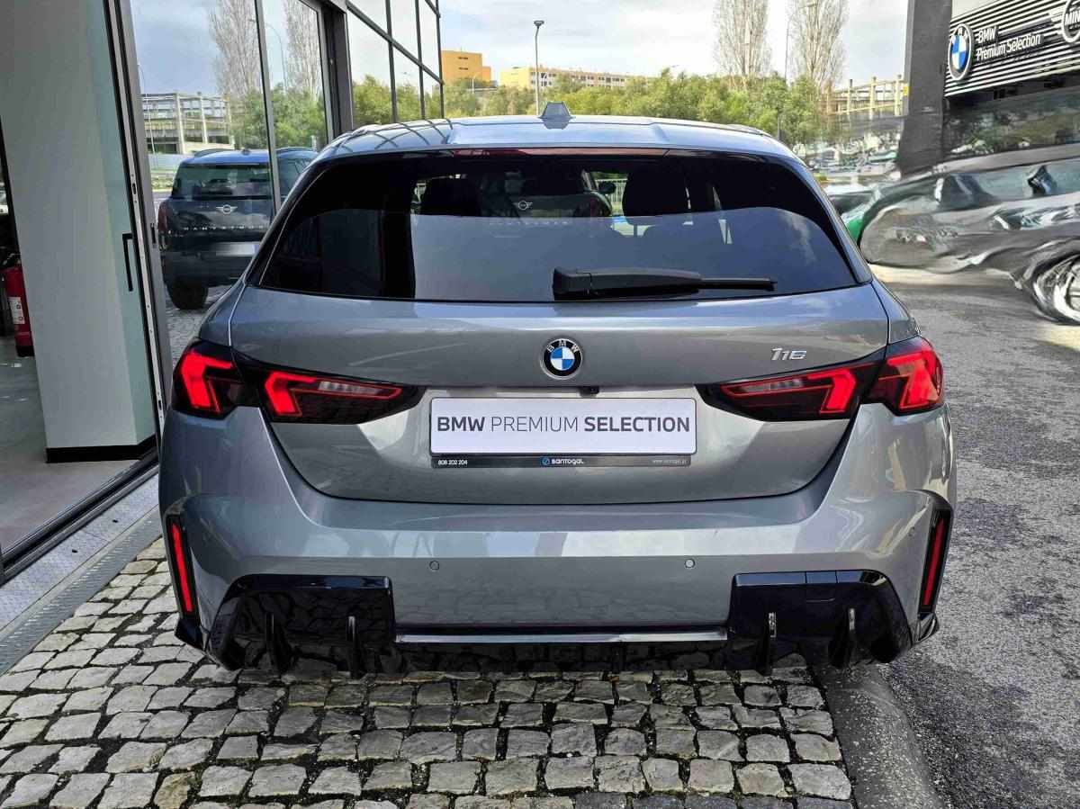 bmw-serie-1-2025-gasolina-1499cc