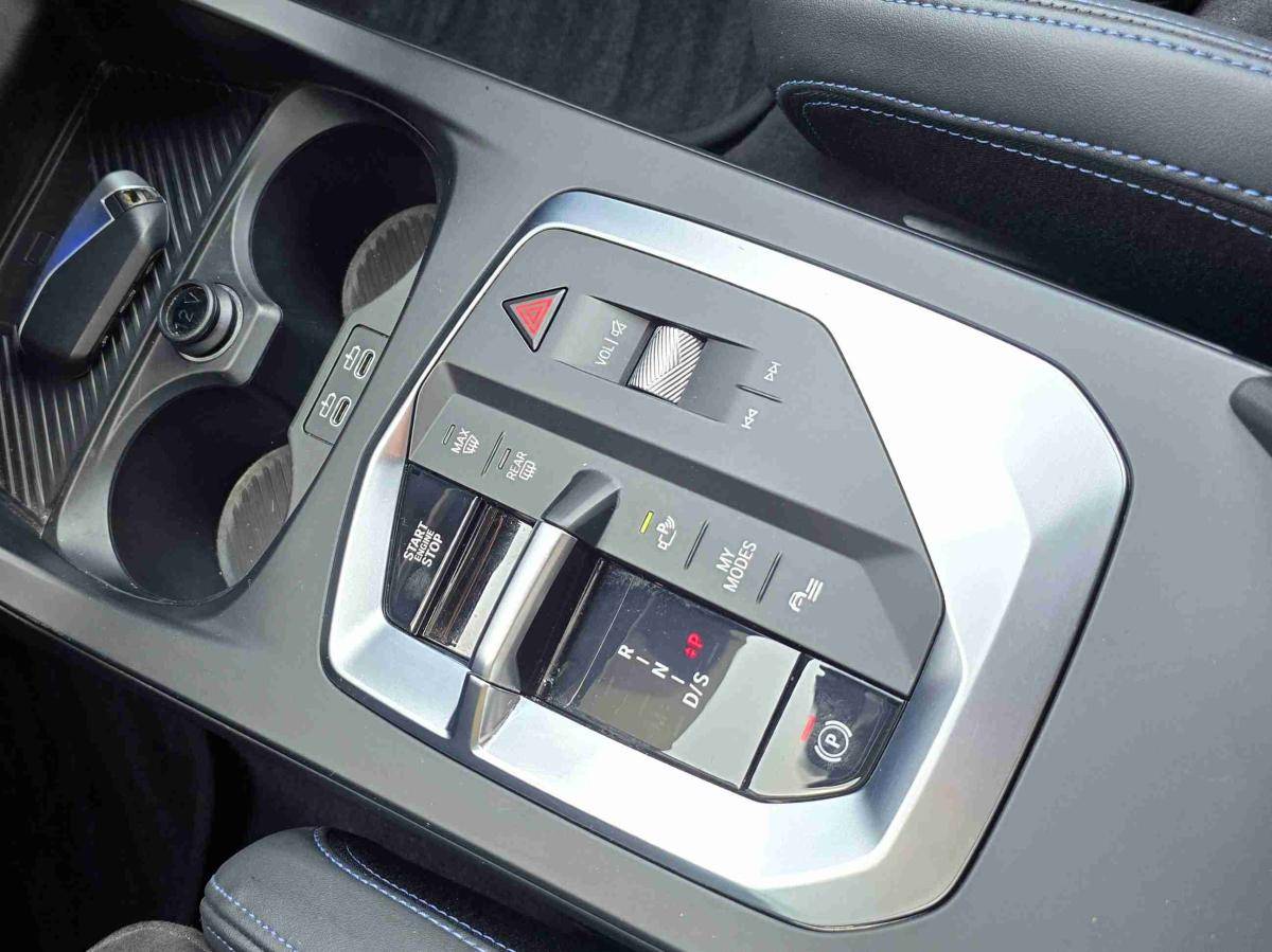 bmw-serie-1-2025-gasolina-1499cc