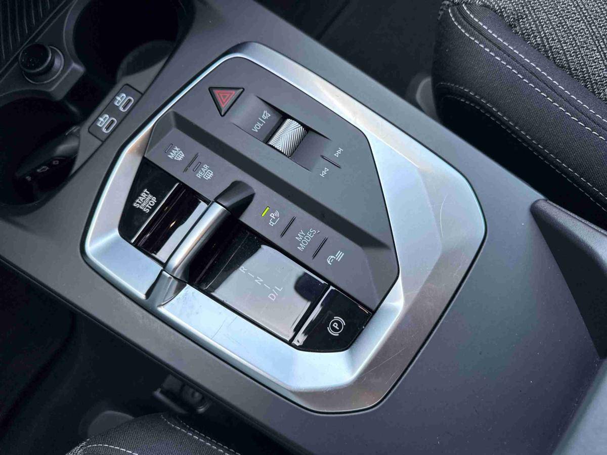 bmw-321-2025-gasolina-1499cc