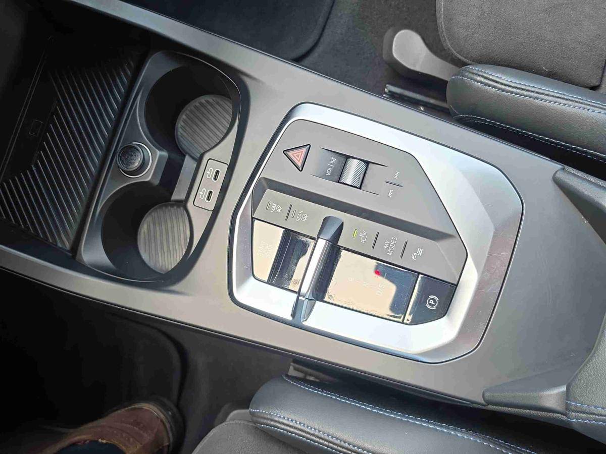 bmw-serie-1-2025-gasolina-1499cc