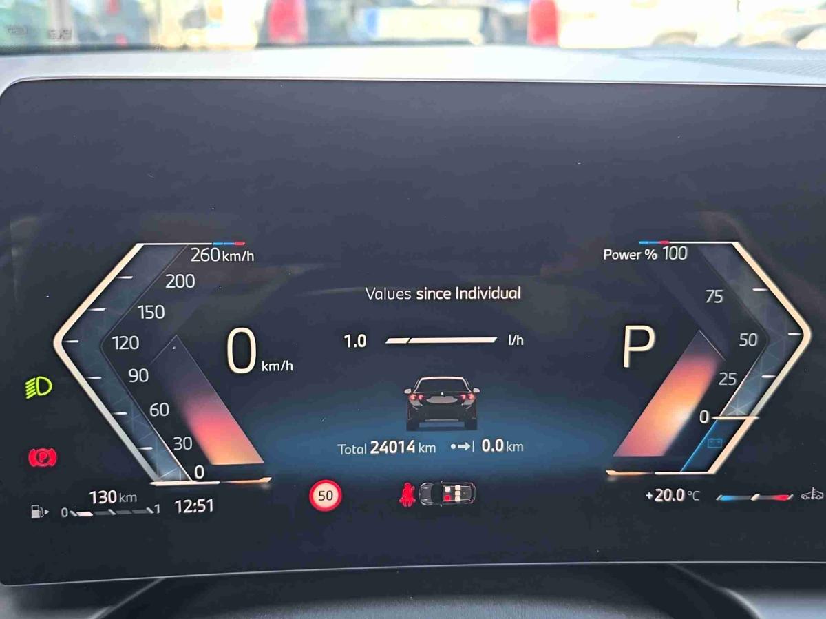 bmw-serie-1-2025-gasolina-1499cc