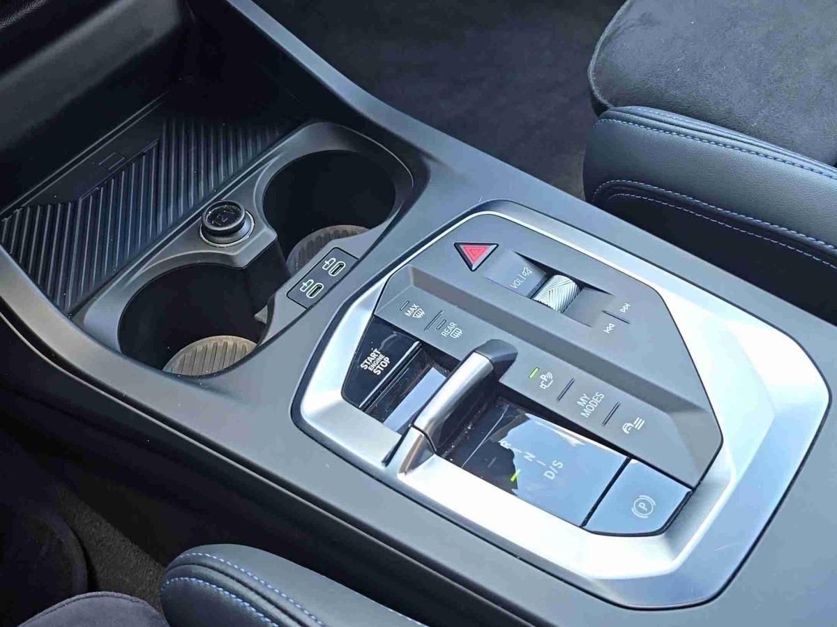 bmw-serie-1-2025-gasolina-1499cc
