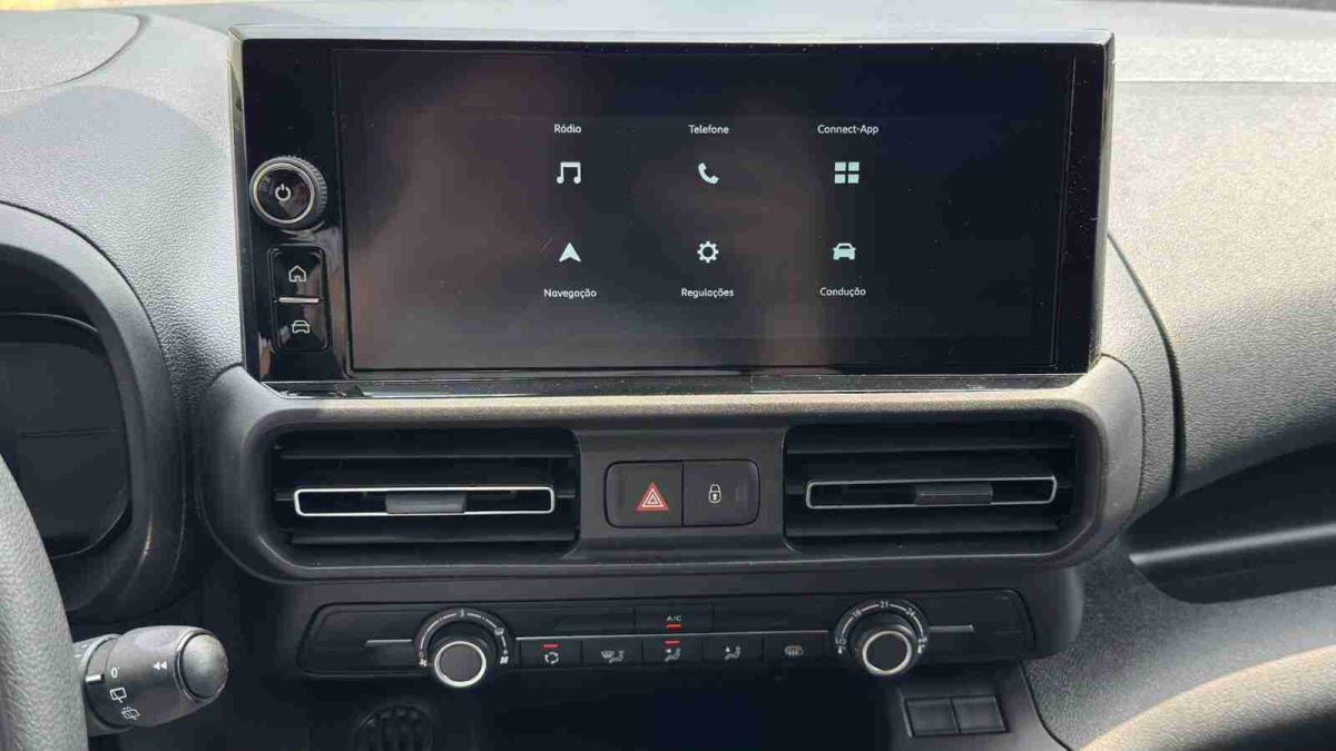 citroen-berlingo-2025-diesel-1499cc