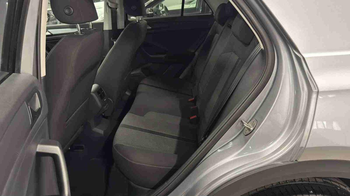 volkswagen-t-roc-2024-gasolina-999cc