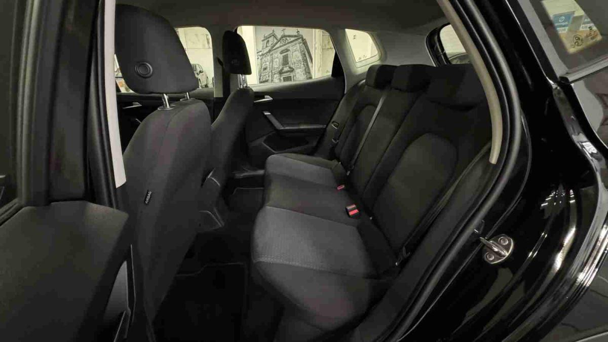 seat-arona-2025-gasolina-999cc