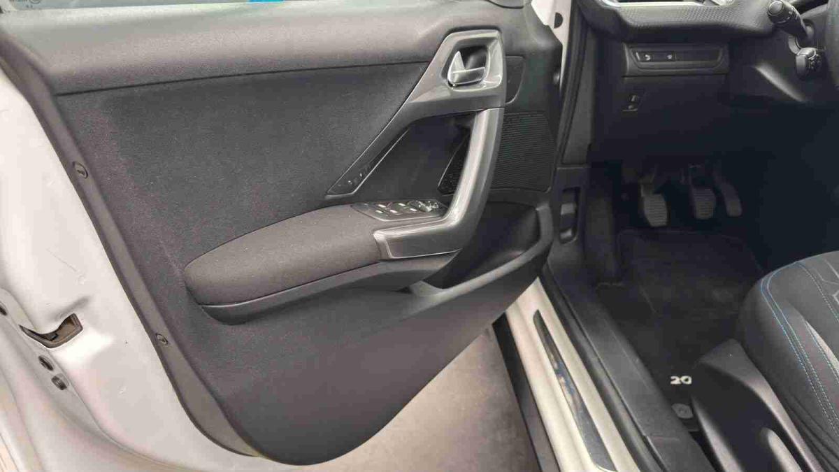 peugeot-2008-2019-gasolina-1199cc