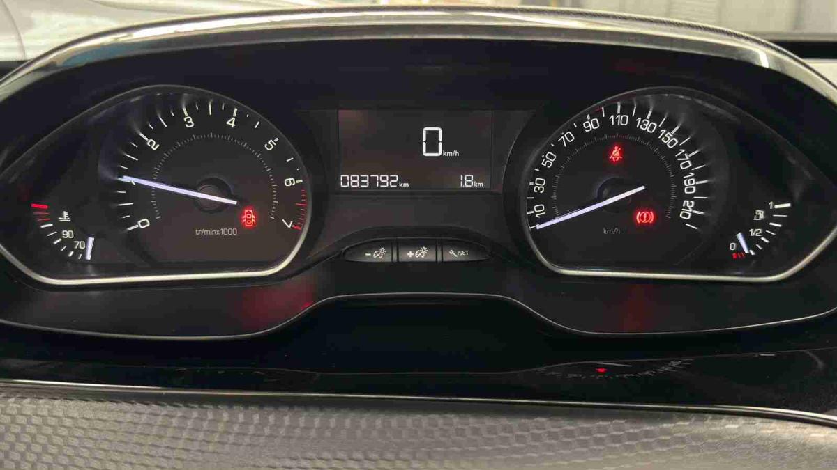 peugeot-2008-2019-gasolina-1199cc