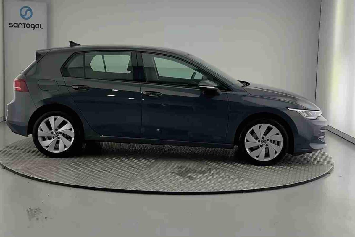volkswagen-golf-2026-hibrido-1498cc