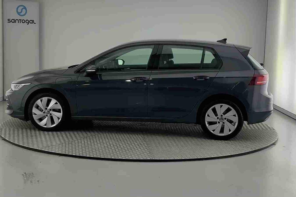 volkswagen-golf-2026-hibrido-1498cc