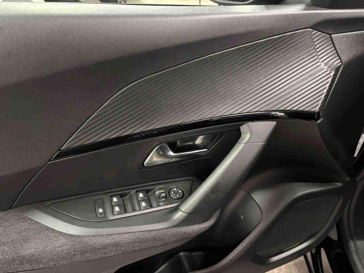 peugeot-2008-2025-gasolina-1199cc