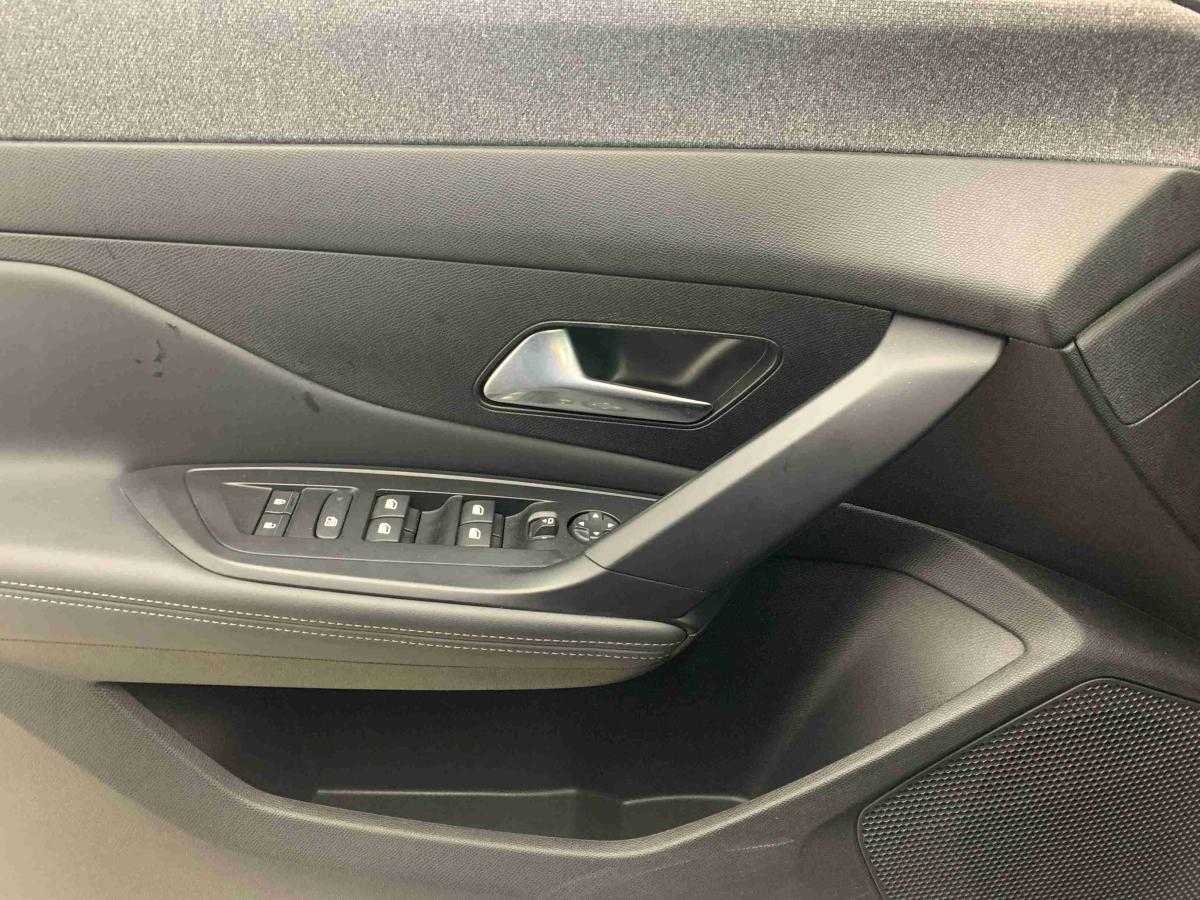 peugeot-408-2024-gasolina-1199cc