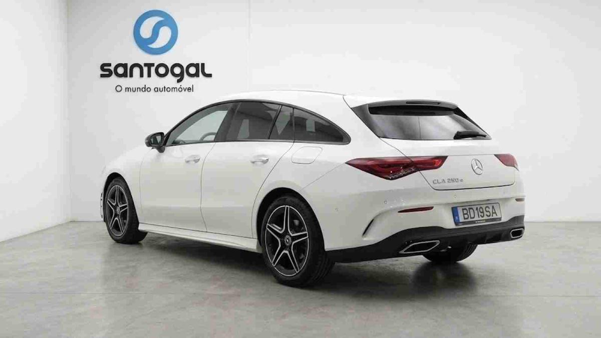 mercedes-benz-cla-2023-hibrido-1332cc