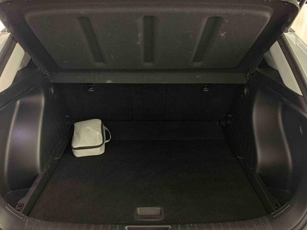 hyundai-kauai-2024-gasolina-998cc