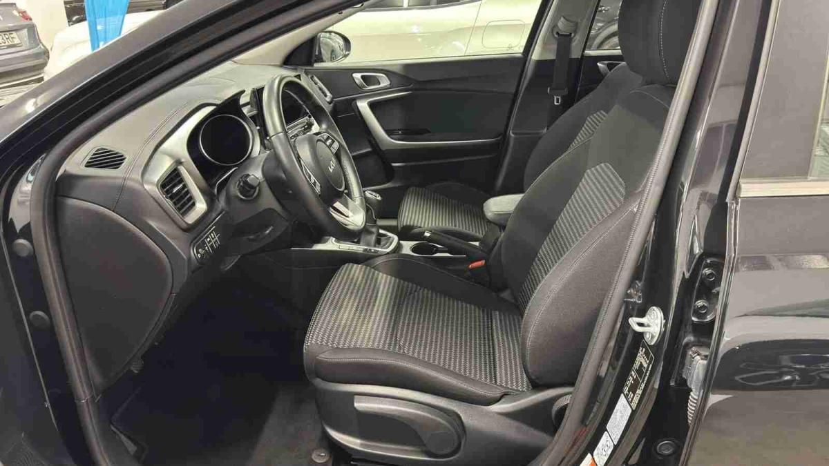 kia-xceed-2025-gasolina-998cc