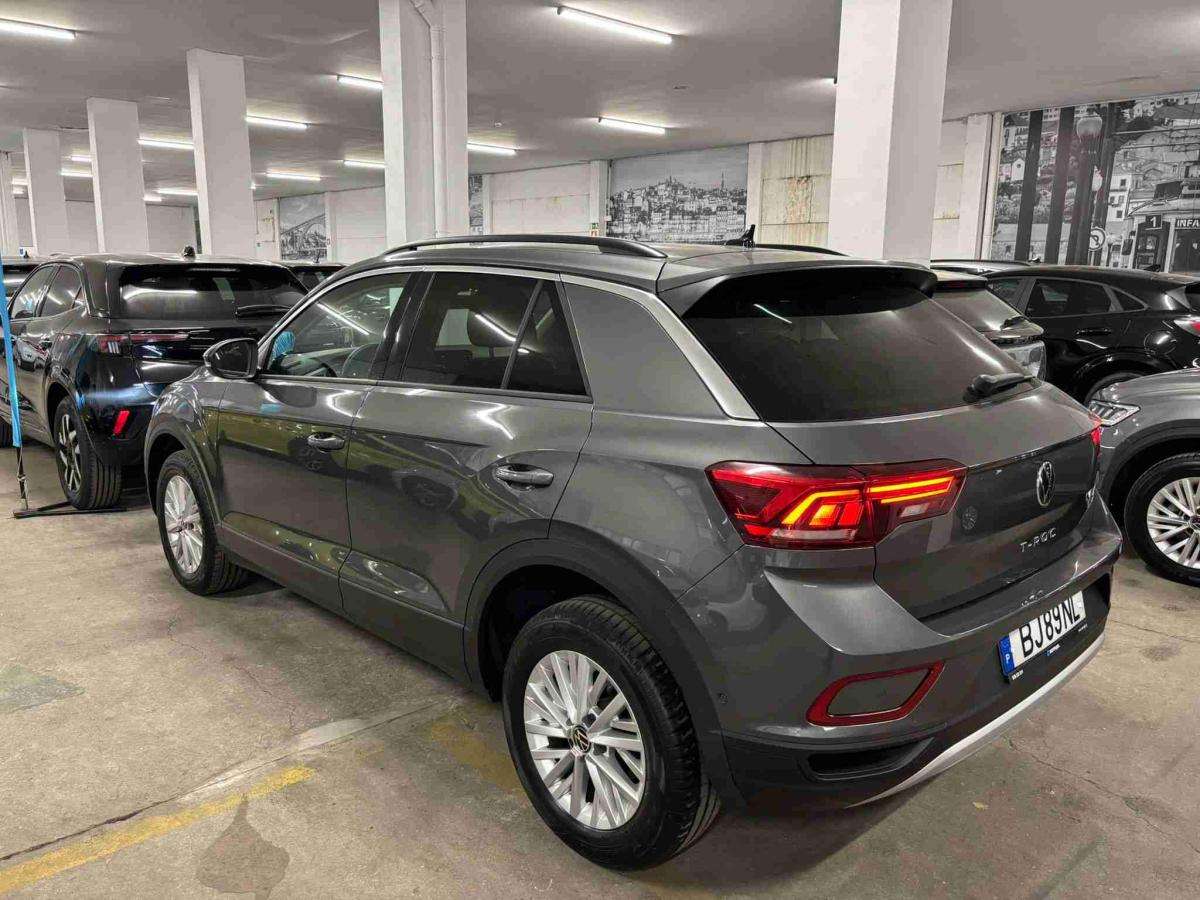 volkswagen-t-roc-2024-gasolina-999cc