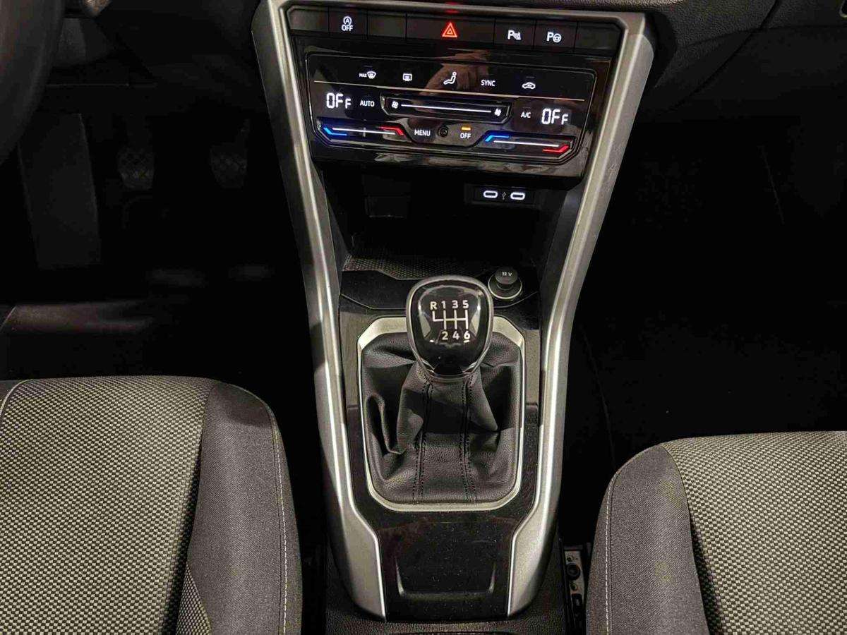 volkswagen-t-roc-2024-gasolina-999cc
