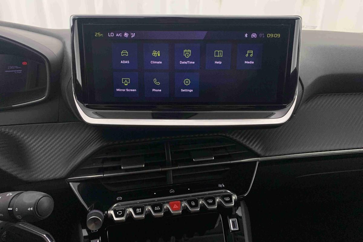 peugeot-208-2025-gasolina-1199cc