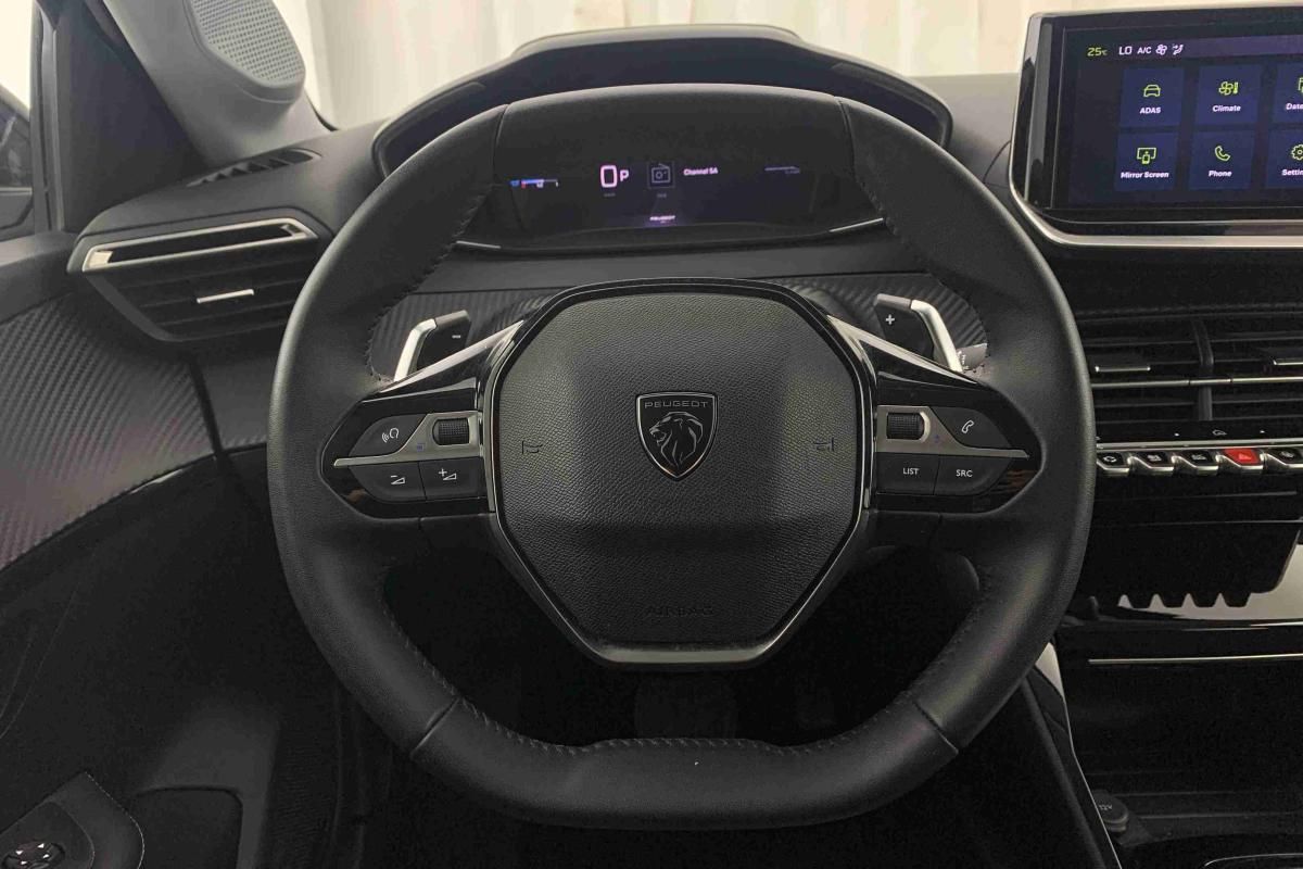 peugeot-208-2025-gasolina-1199cc