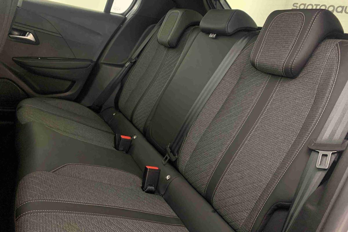 peugeot-208-2025-gasolina-1199cc