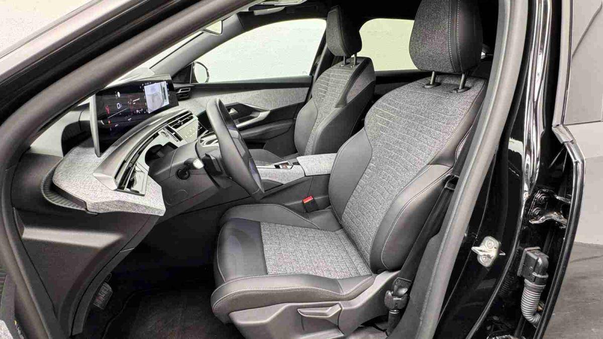 peugeot-3008-2025-gasolina-1199cc