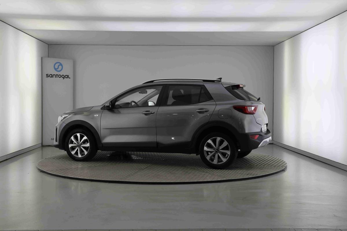 kia-stonic-2025-gasolina-1197cc