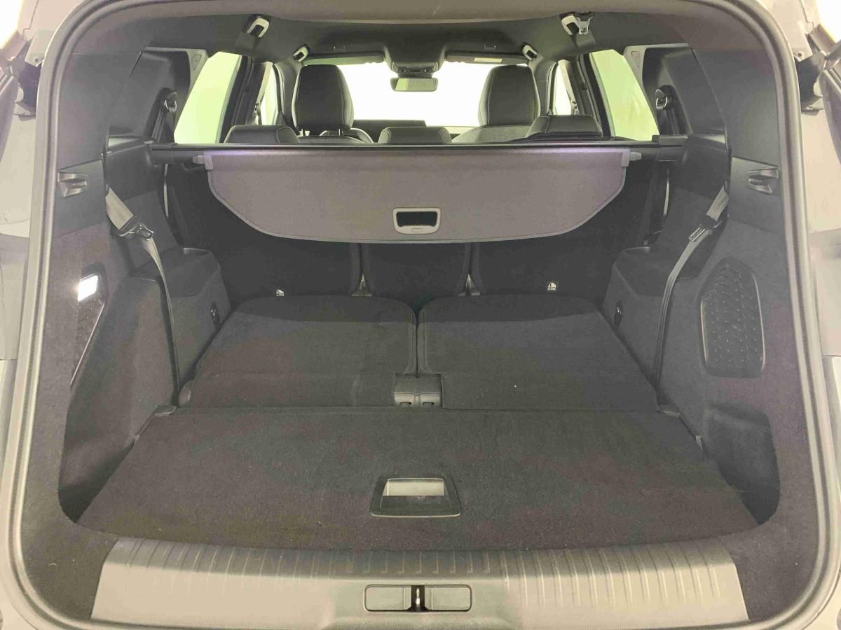 peugeot-5008-2025-gasolina-1199cc