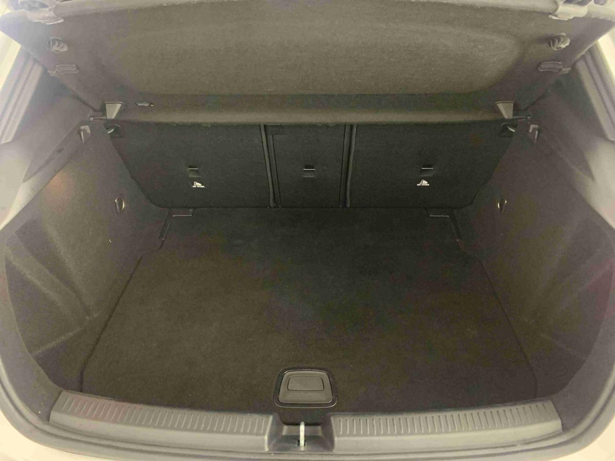 mercedes-benz-180-2018-diesel-1461cc