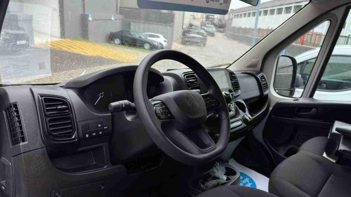 citroen-jumper-2025-diesel-2184cc
