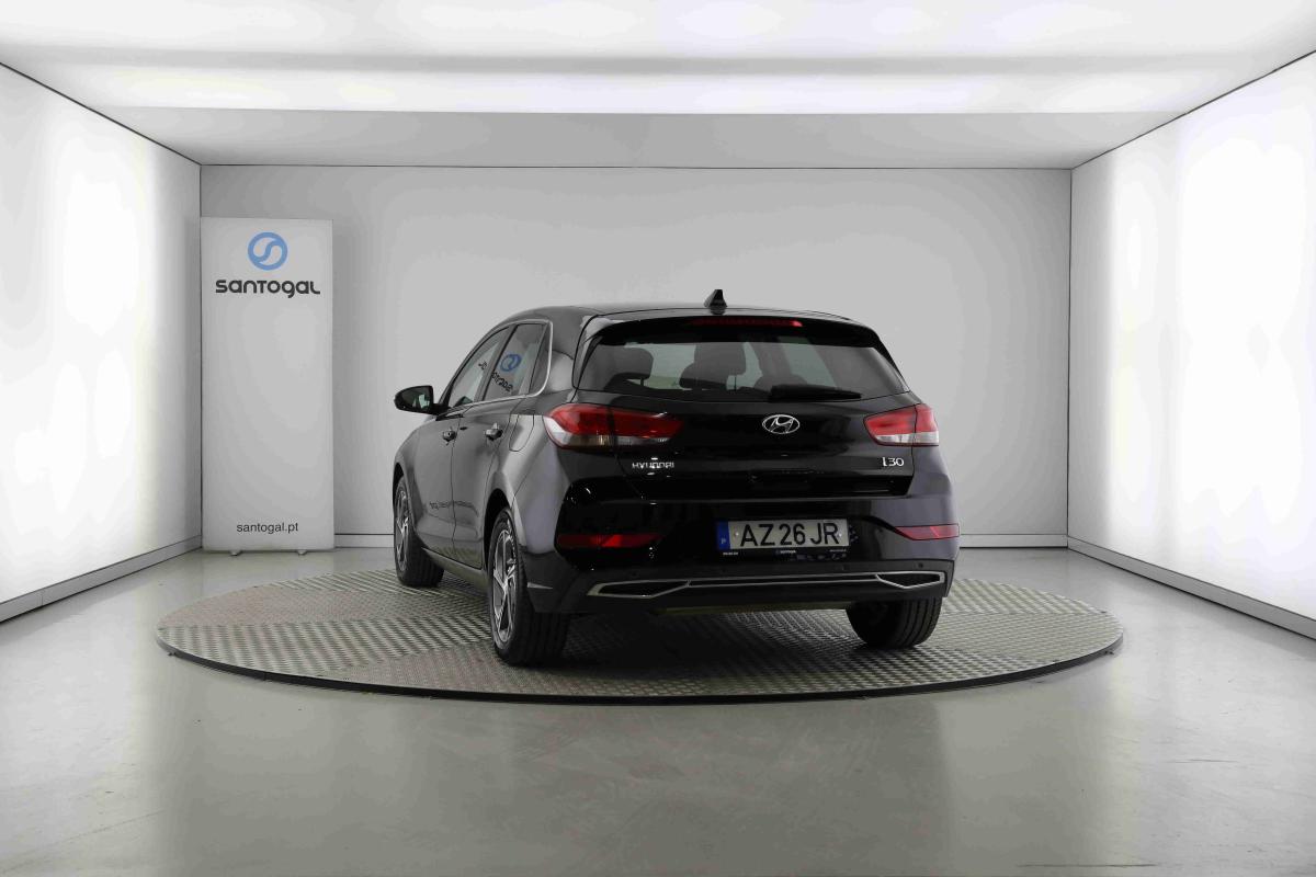 hyundai-i30-2023-gasolina-998cc