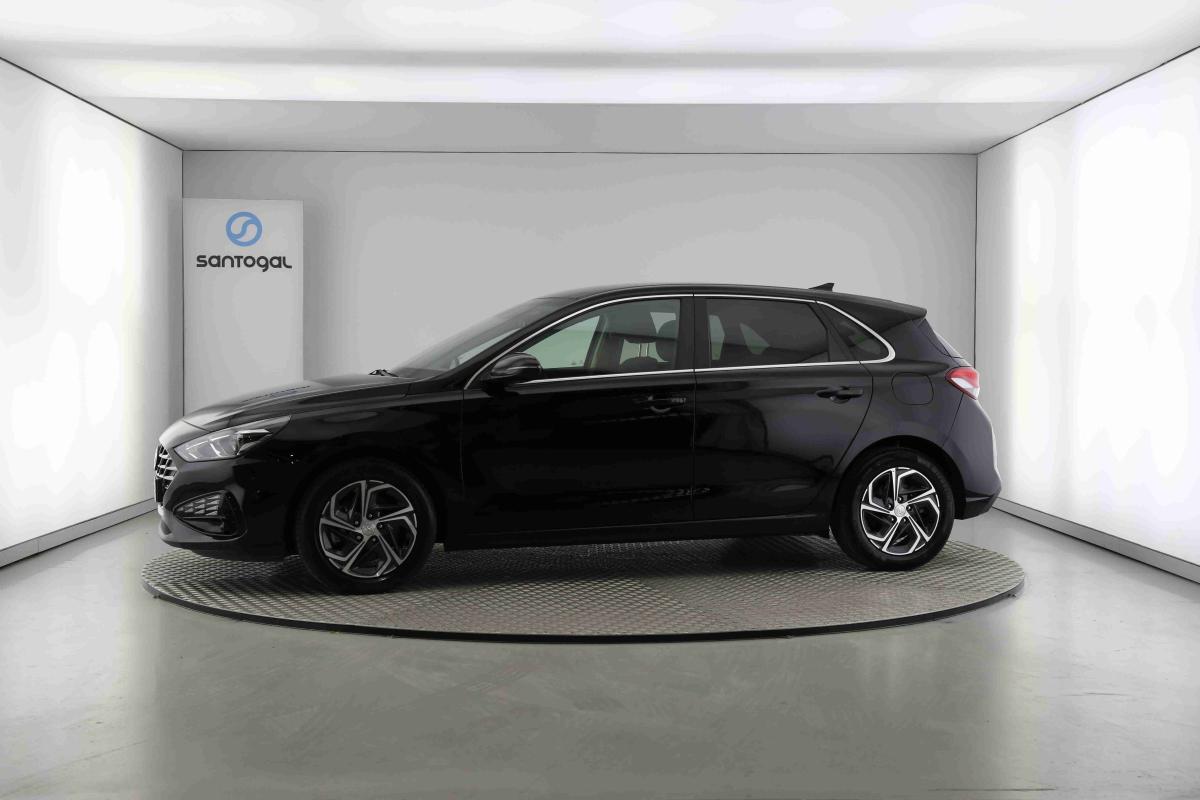 hyundai-i30-2023-gasolina-998cc