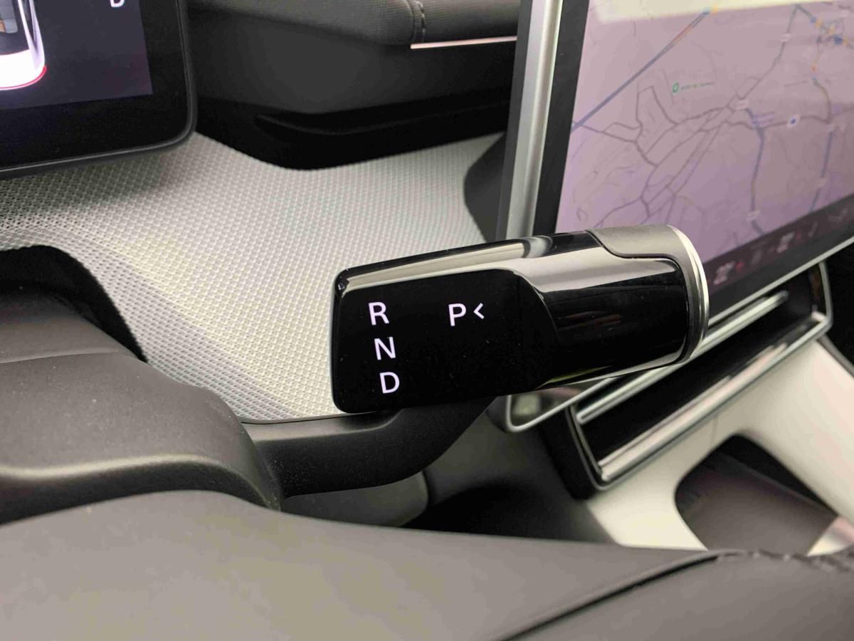polestar-2-2025-eletrico-0cc