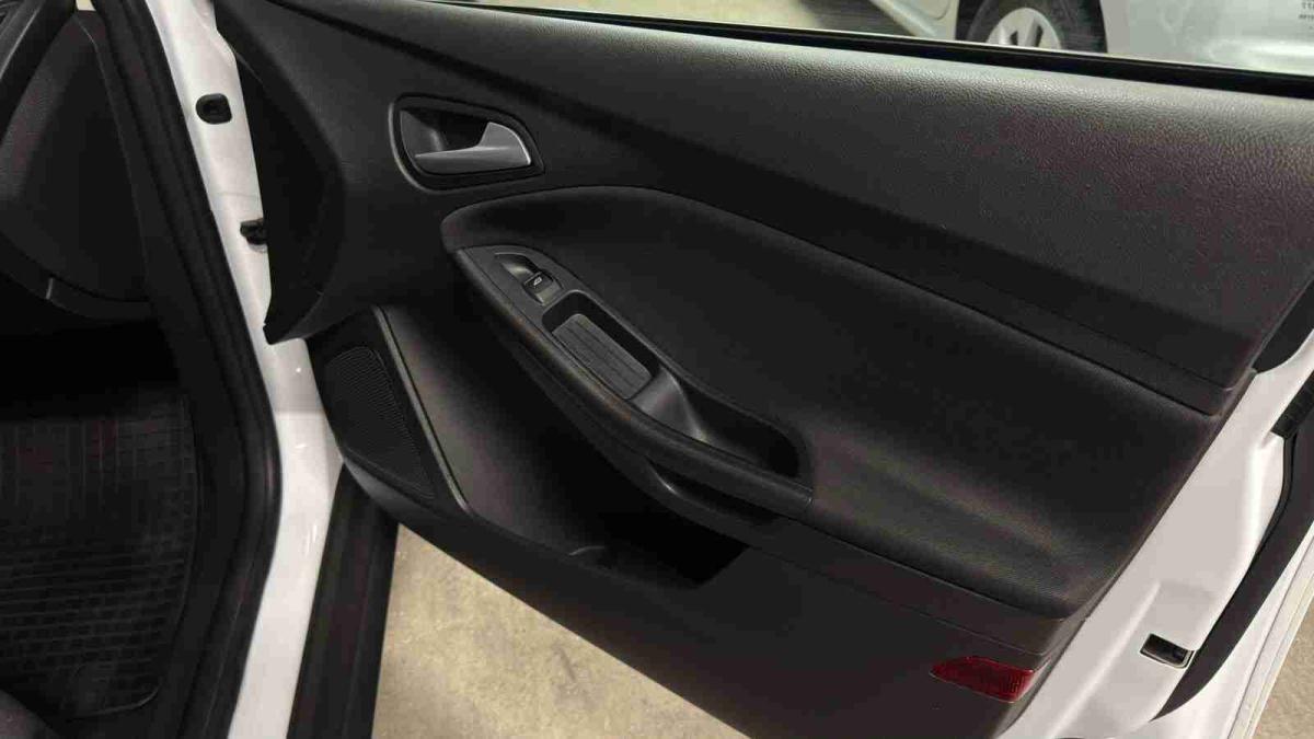 ford-focus-2018-diesel-1499cc