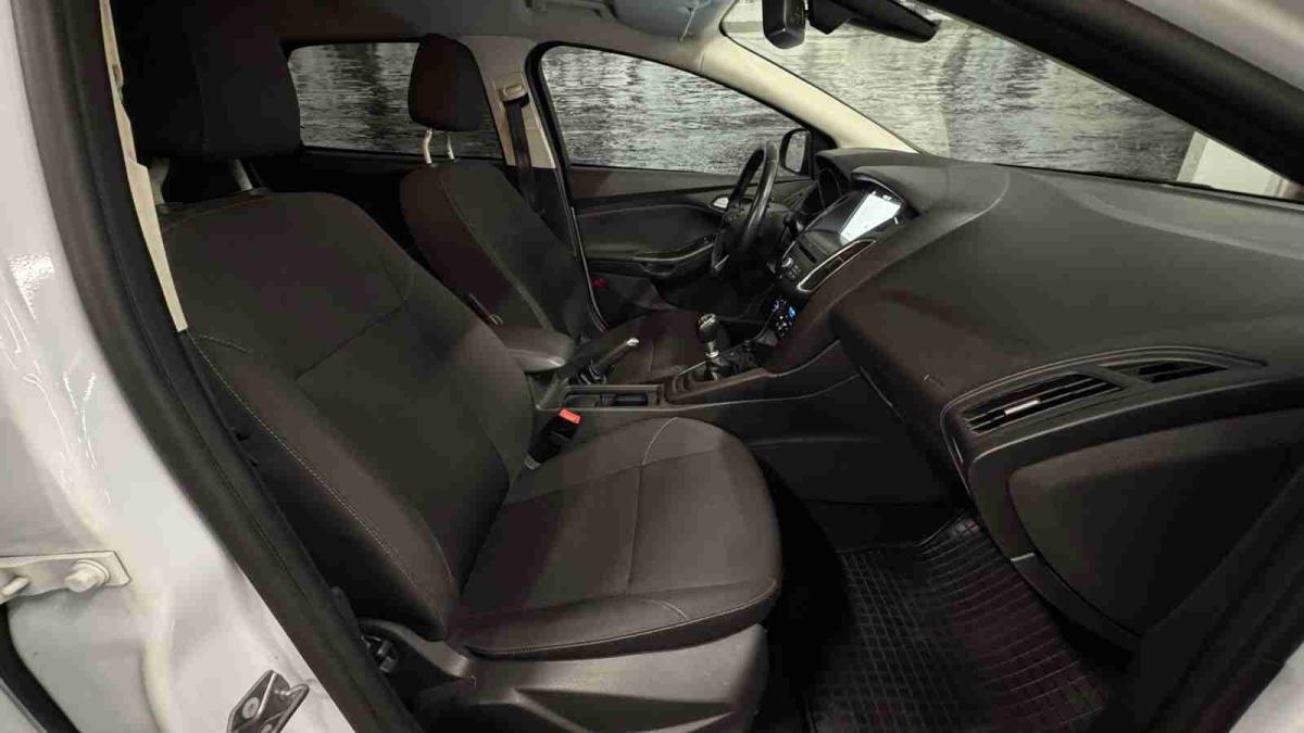 ford-focus-2018-diesel-1499cc