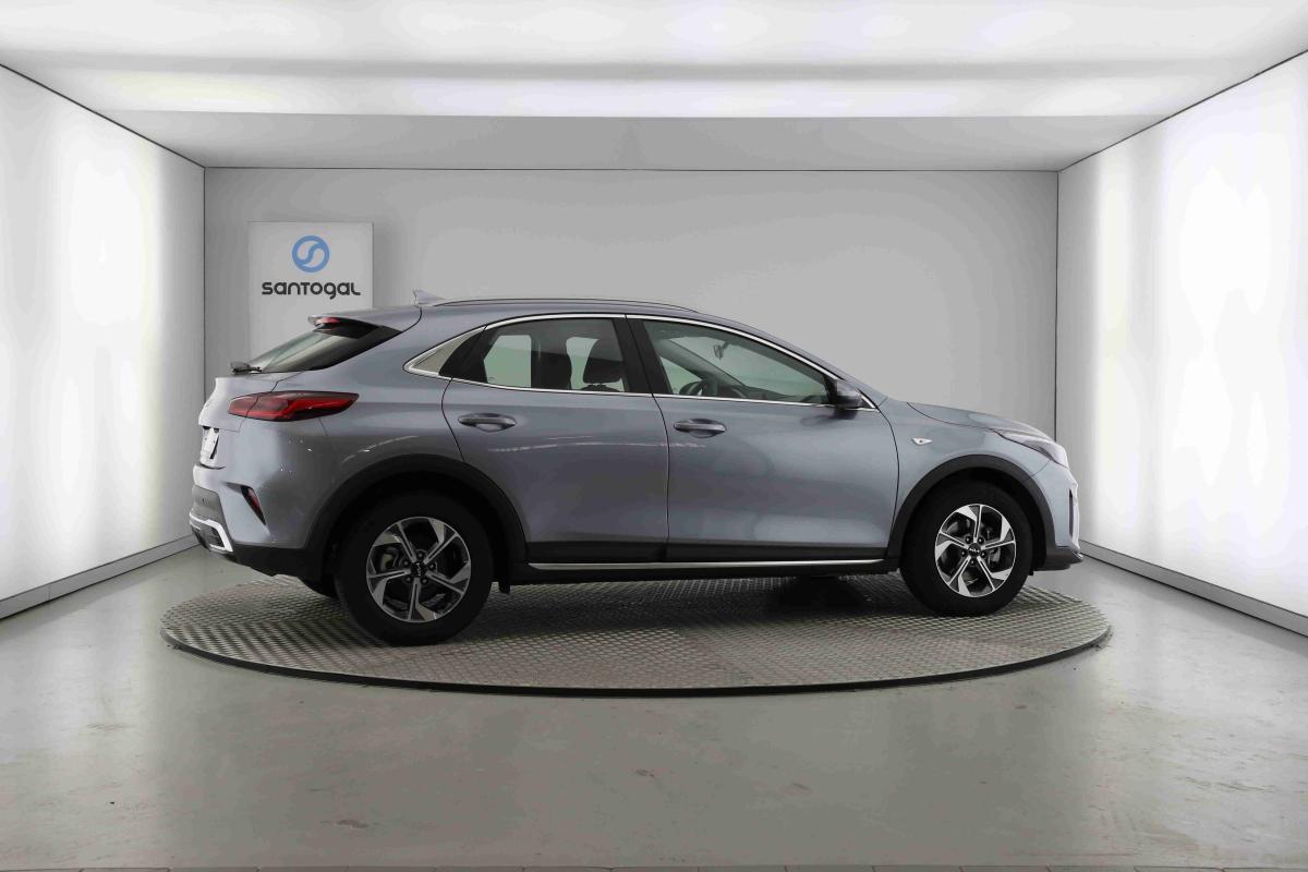 kia-xceed-2025-gasolina-998cc