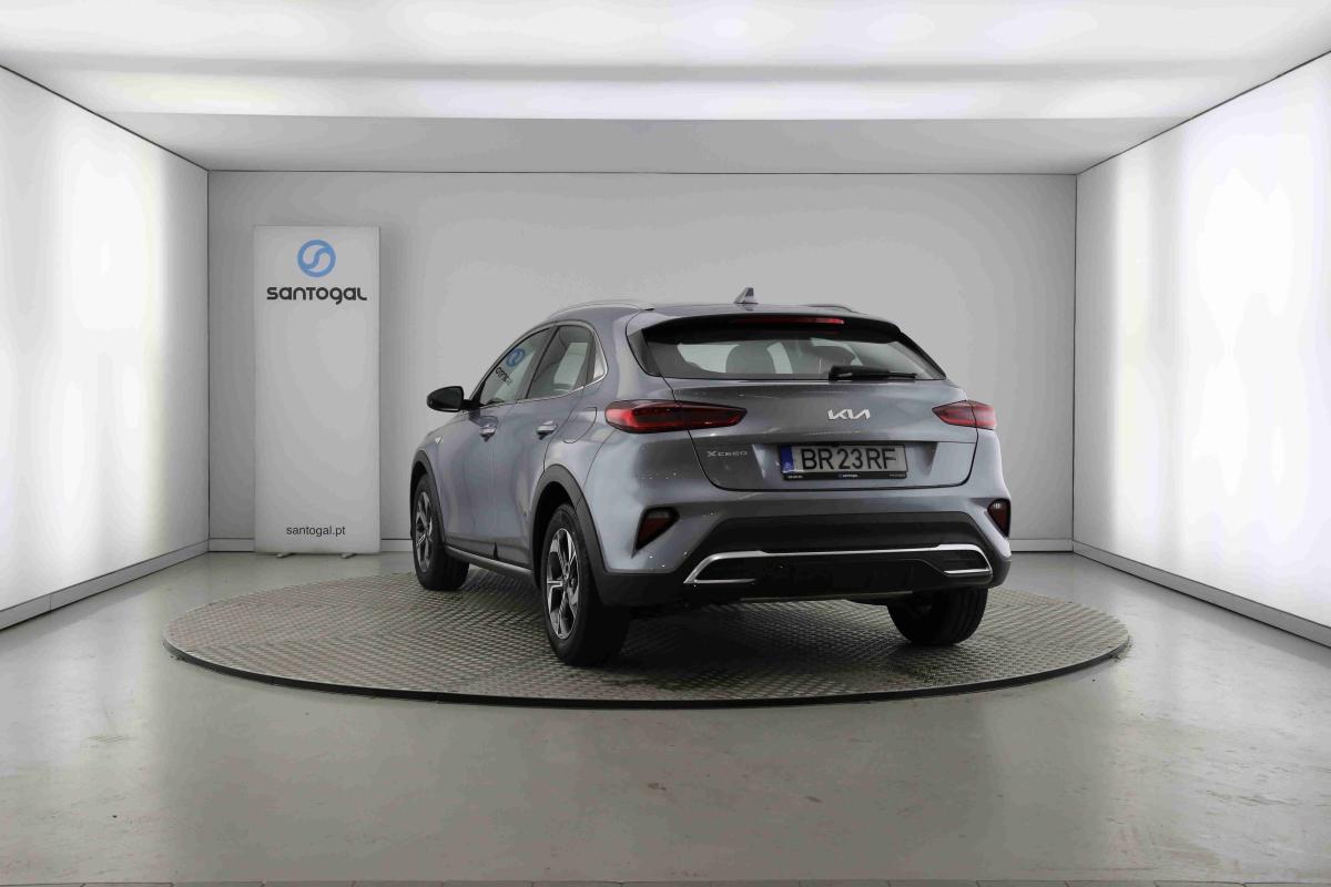 kia-xceed-2025-gasolina-998cc