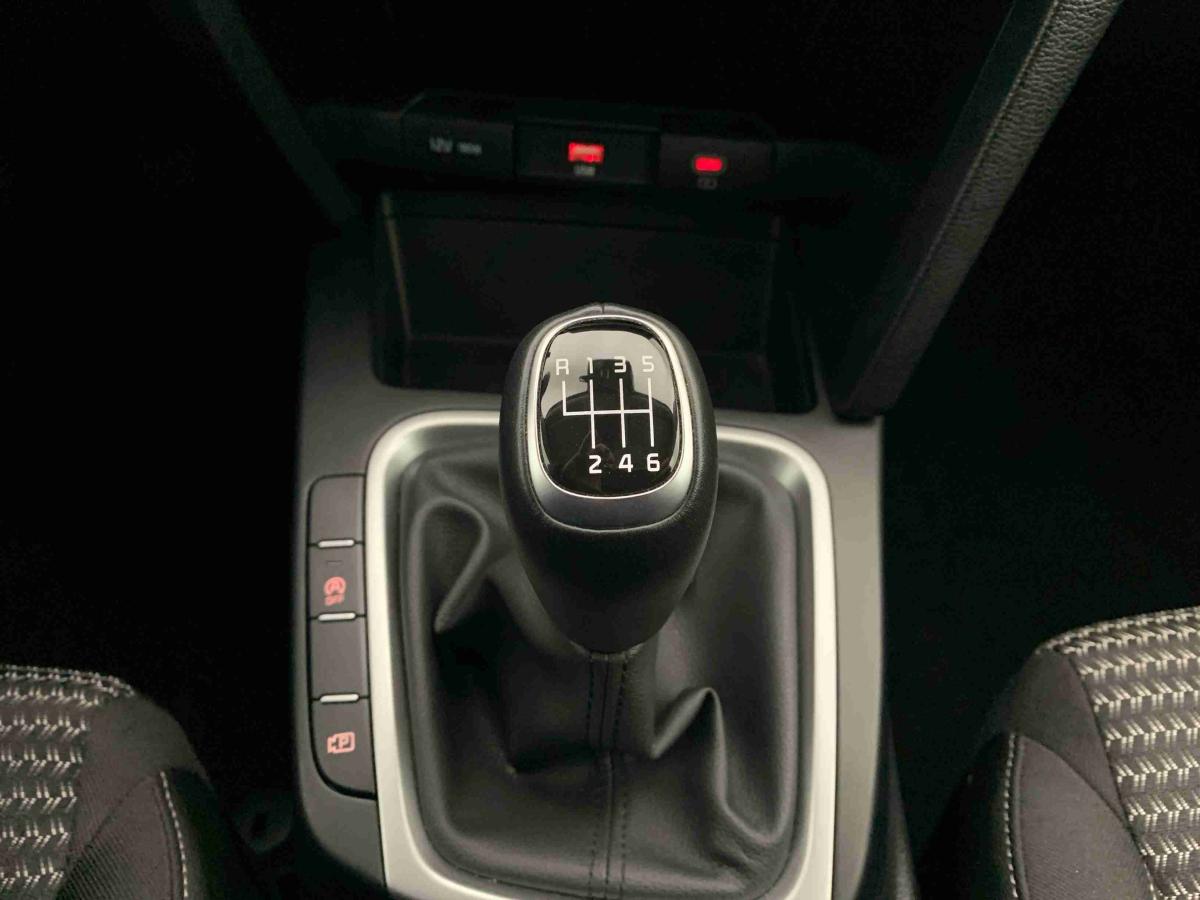 kia-xceed-2025-gasolina-998cc