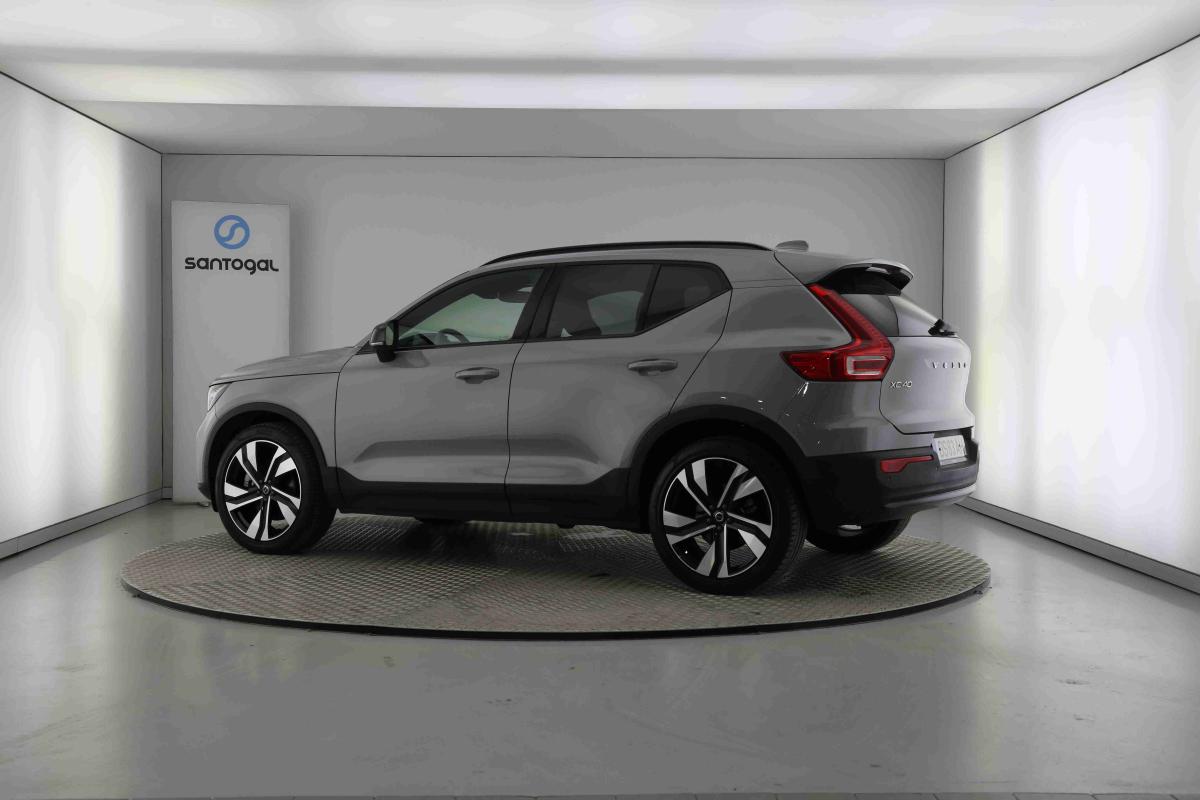 volvo-xc40-2025-gasolina-1969cc